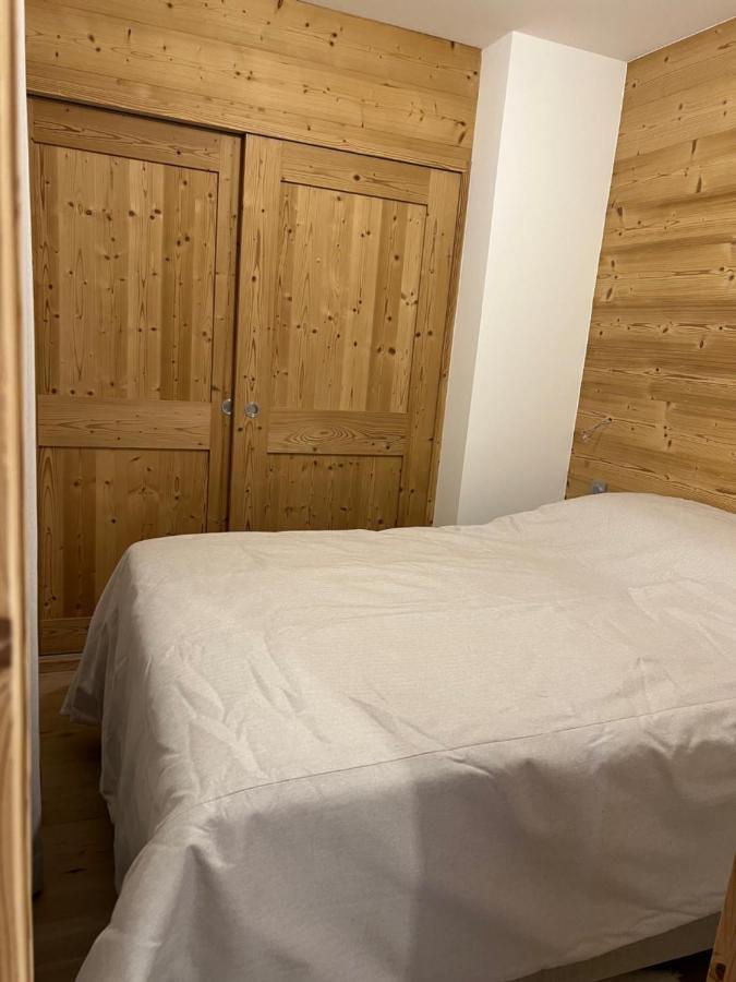Carlina 105 Apartment Morzine Bagian luar foto